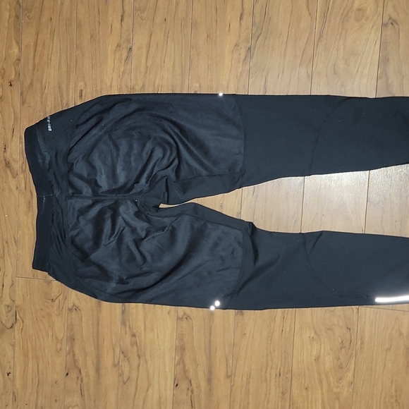 Nike pants - Picture 3 of 3